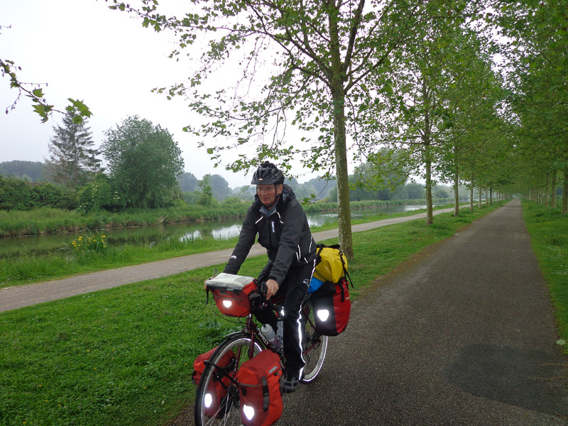 Riding along one of the many canals near Amiens